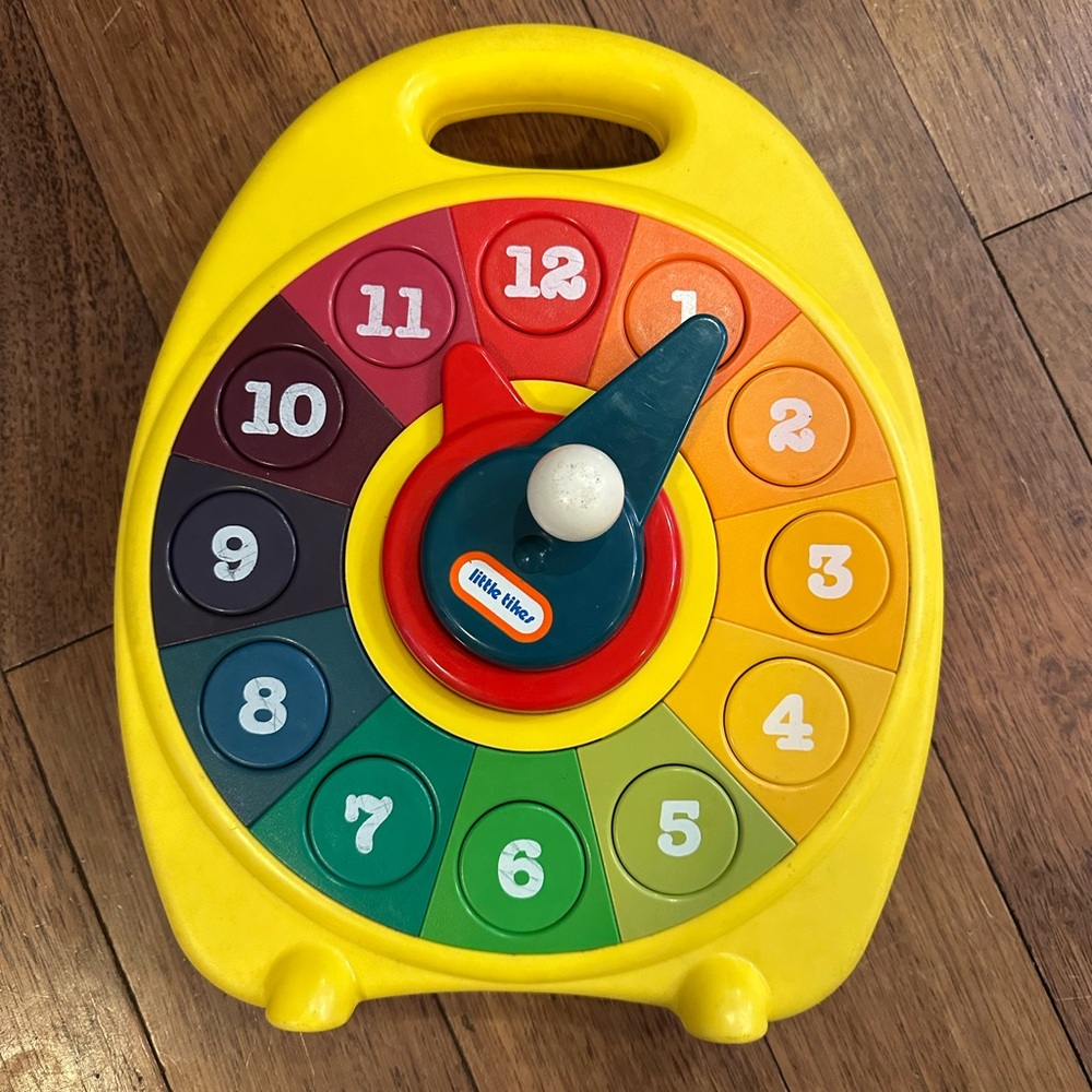 1992 Little Tikes play and learn toy clock complete vintage works USA made